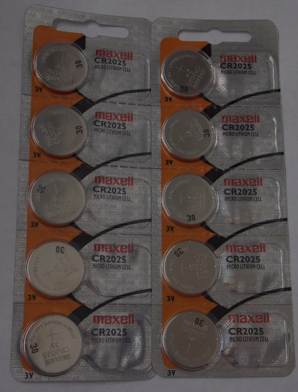 Maxell CR2025  3 Volt Lithium Coin Battery - 10 Pack - FREE SHIPPING!