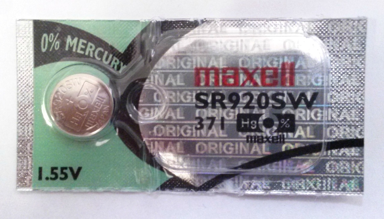 Maxell 371/370 - SR920 Silver Oxide Button Battery 1.55V - 1 Pack + FREE SHIPPING!
