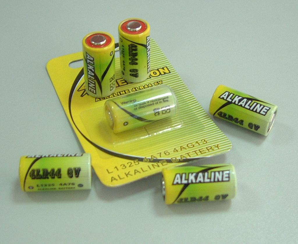 Dog Shock / Training Collar Batteries 4LR44 6V Alkaline PX28A  A544 - 25 Pack + FREE SHIPPING!