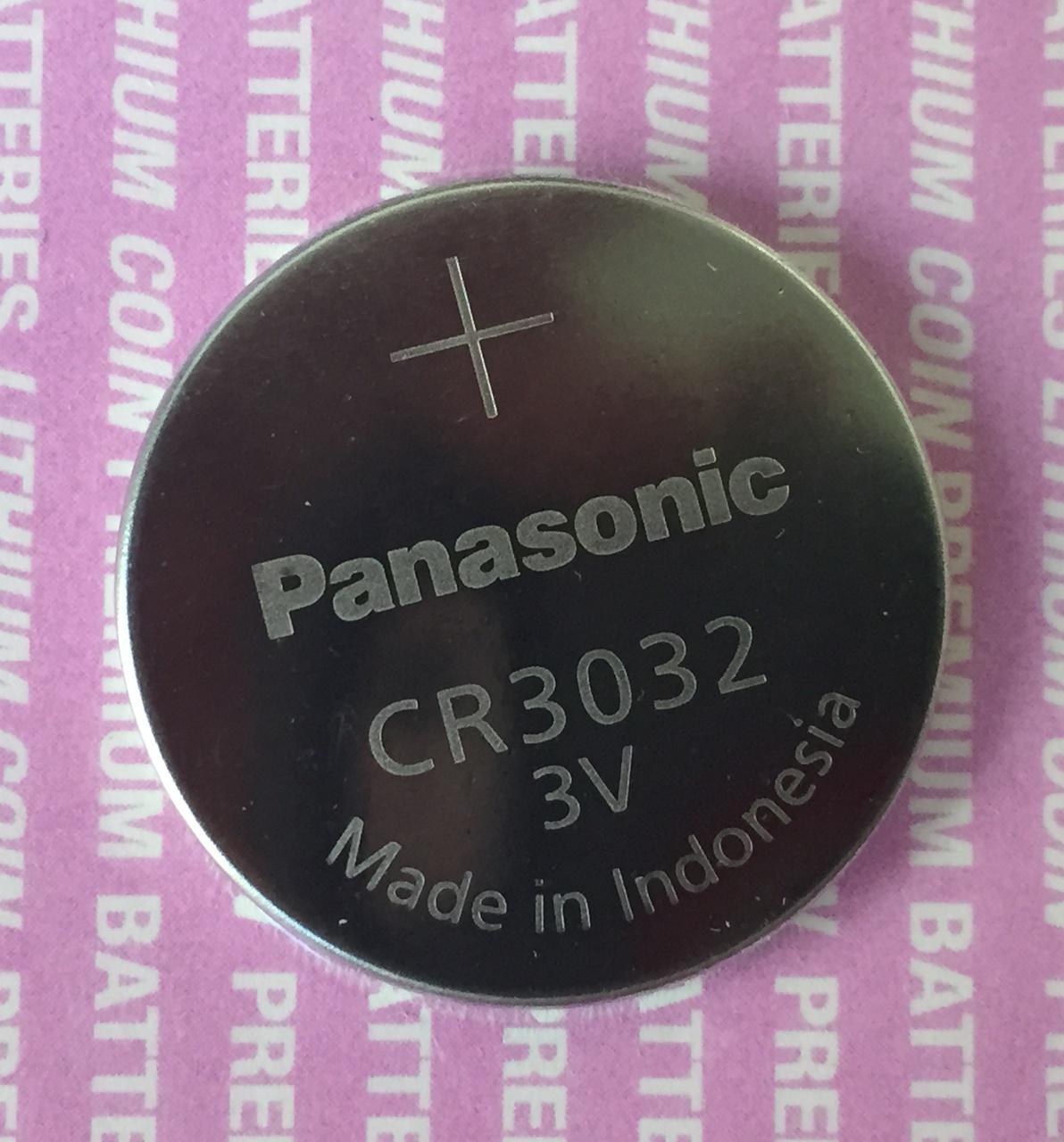 Panasonic CR3032 3V Lithium Coin Battery - 1 Battery + FREE SHIPPING!